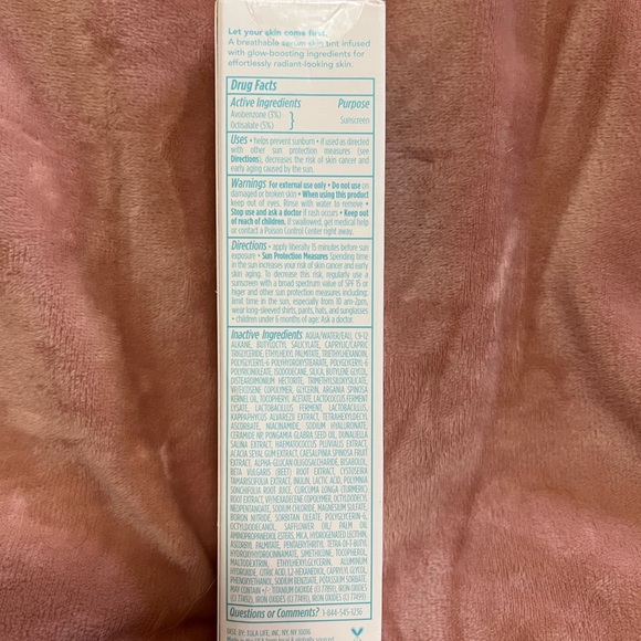 Tula Radiant Skin brightening serum skin tint spf 30 shade light neutral warm - Picture 2 of 5